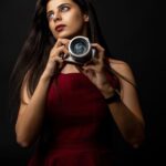 OM SYSTEM ist ein renommierter Name in der Welt der Fotografie und bekannt für seine kompakten, robusten und leistungsstarken Kamerasysteme. Aufbauend auf der Tradition von Olympus, setzt OM SYSTEM weiterhin auf Innovation mit einem starken Fokus auf Mobilität, Kreativität und Zuverlässigkeit und ist daher bei Fotografen und Outdoor-Enthusiasten gleichermaßen beliebt.
