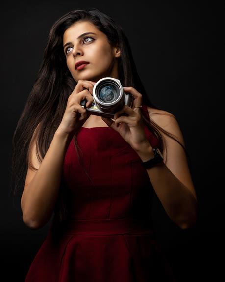 OM SYSTEM ist ein renommierter Name in der Welt der Fotografie und bekannt für seine kompakten, robusten und leistungsstarken Kamerasysteme. Aufbauend auf der Tradition von Olympus, setzt OM SYSTEM weiterhin auf Innovation mit einem starken Fokus auf Mobilität, Kreativität und Zuverlässigkeit und ist daher bei Fotografen und Outdoor-Enthusiasten gleichermaßen beliebt.
