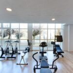 In unserer schnelllebigen Zeit ist es oft schwierig, Zeit fürs Fitnessstudio zu finden. Immer mehr Menschen trainieren zu Hause, und die Nachfrage nach effizienten, intelligenten und platzsparenden Fitnesslösungen steigt stetig. Merach erfüllt diese Bedürfnisse mit einer neuen Generation intelligenter Fitnessgeräte entwickelt, um professionelles Training in Ihr Zuhause zu bringen.