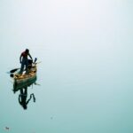 KAYAK hat die Reiseplanung revolutioniert und Reisevergleiche einfach und intelligent gestaltet. Als eine der vertrauenswürdigsten Reise-Metasuchmaschinen verbindet sie Millionen von Nutzern mit den besten Angeboten für Flüge, Hotels und Mietwagen auf Hunderten von Plattformen – alles über eine einzige Suche. Für Reisende in Deutschland und weltweit ist KAYAK mehr als nur ein Buchungstool. Es ist ein digitaler Reisebegleiter für Übersichtlichkeit, Kontrolle und Sicherheit.