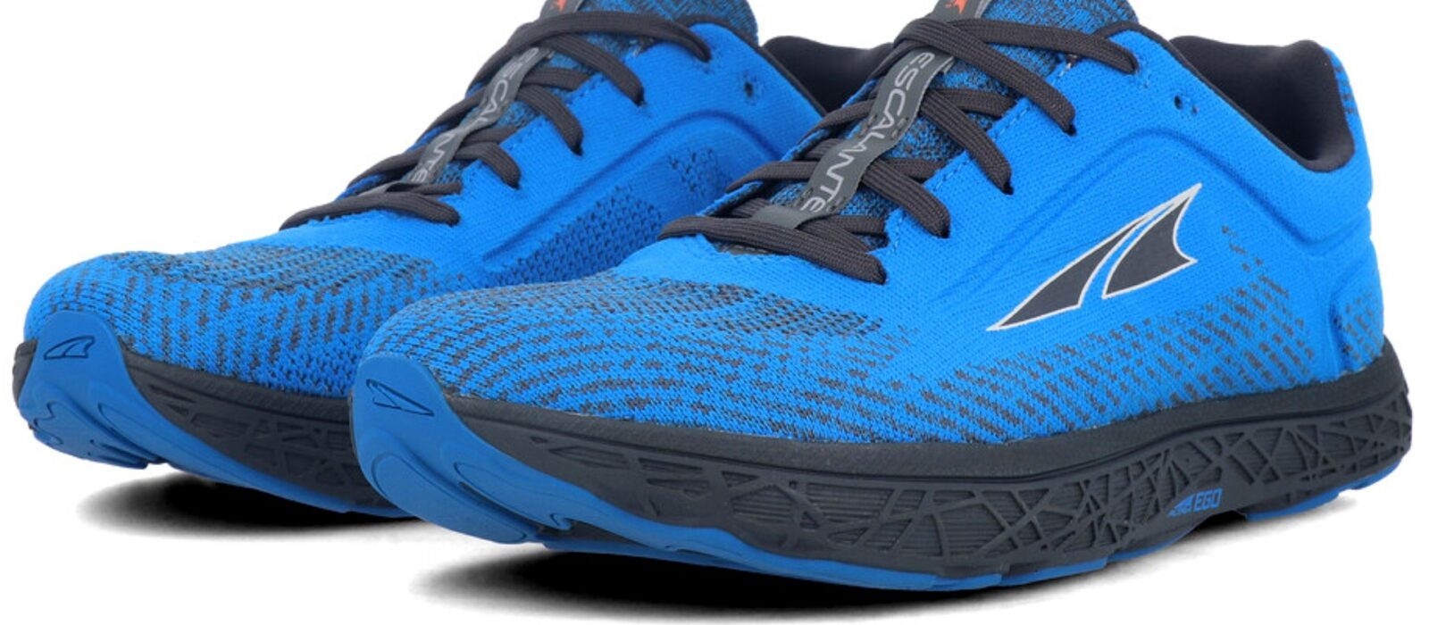 Laufen ist mehr als nur ein Sport es ist ein Lebensstil, der Gesundheit, Disziplin und persönliche Erfolge fördert. Egal, ob du als Anfänger deine ersten Schritte machst oder dich auf deinen nächsten Marathon vorbereitest: Die richtige Ausrüstung kann den entscheidenden Unterschied machen. Shop4Runners hat sich als vertrauenswürdige Online-Adresse für Läufer etabliert, die hochwertige Laufschuhe, Funktionskleidung und kompetente Beratung suchen alles an einem Ort. Mit einer großen Auswahl an Top-Marken und dem Fokus auf Leistung und Komfort unterstützt Shop4Runners Sportler aller Leistungsstufen beim Erreichen ihrer Laufziele.